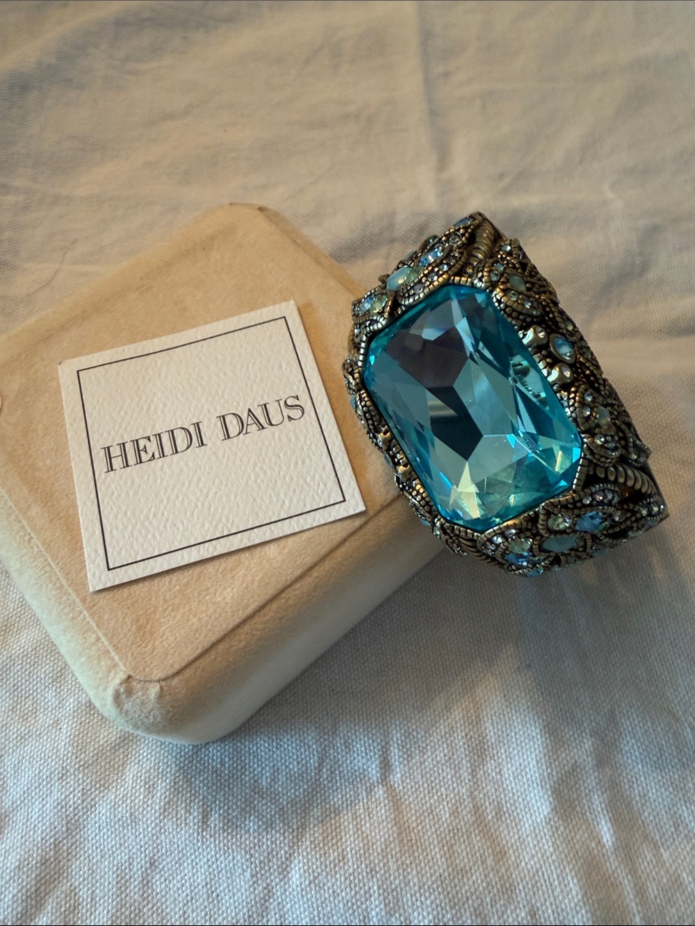 Vintage RARE Heidi Daus Aquamarine Crystal Filigree Bracelet women’s jewelry